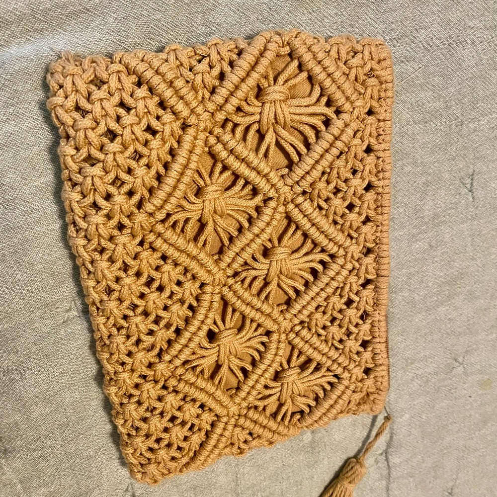 Macramé Clutch
